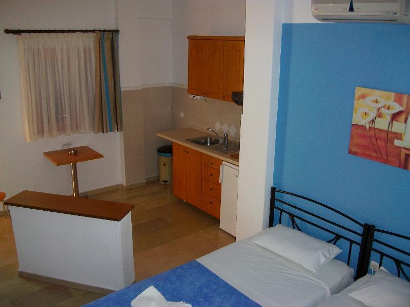 Pella House Studios & Apartments 페프코초리 외부 사진